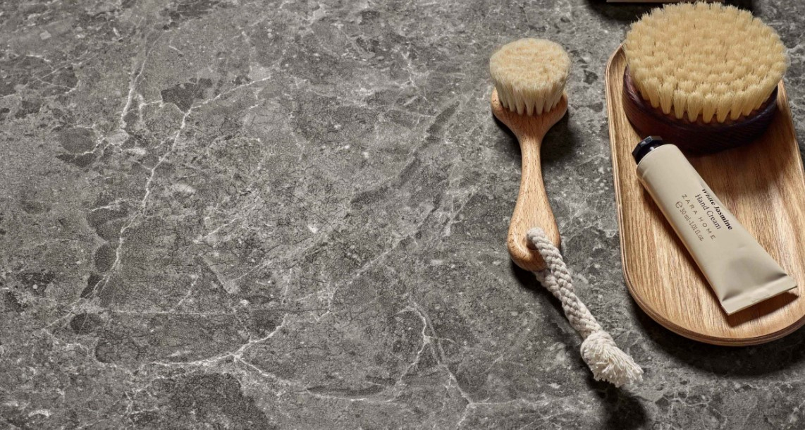 PŁYTKI ROCA MARAIS GRAFITO 120X120R